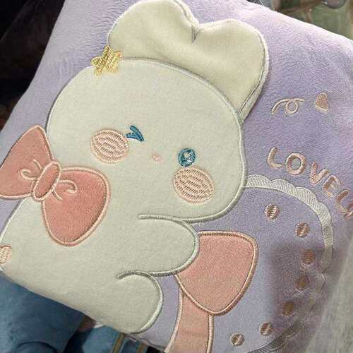 冬季加绒抱枕被子两用加厚双面车用珊瑚绒毯折叠办公室枕头二合一
