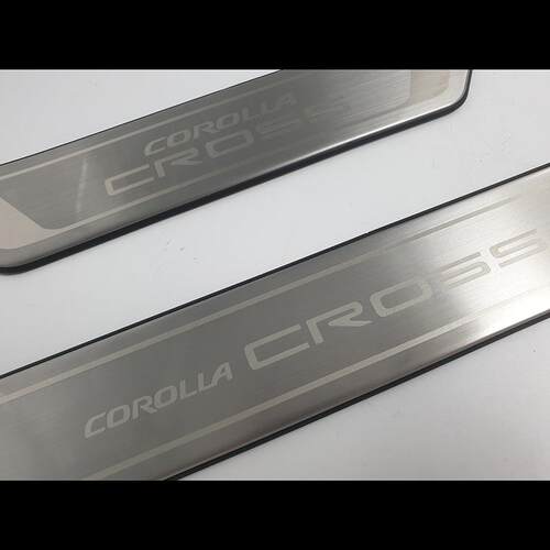 适用2020款Corolla cross迎宾踏板外门槛条汽车用品改装外饰配件