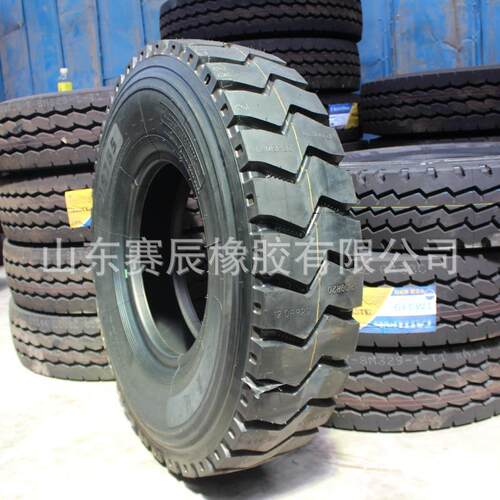 1200R20卡车轮胎 825 900 1100R20 耐磨加厚载重钢丝轮胎