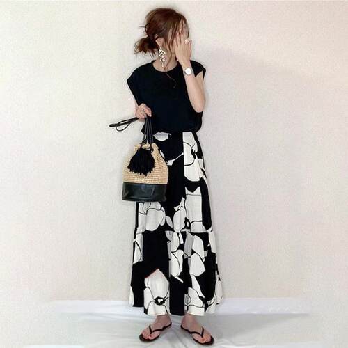 Letter printed short sleeved T-shirt set+half skirt