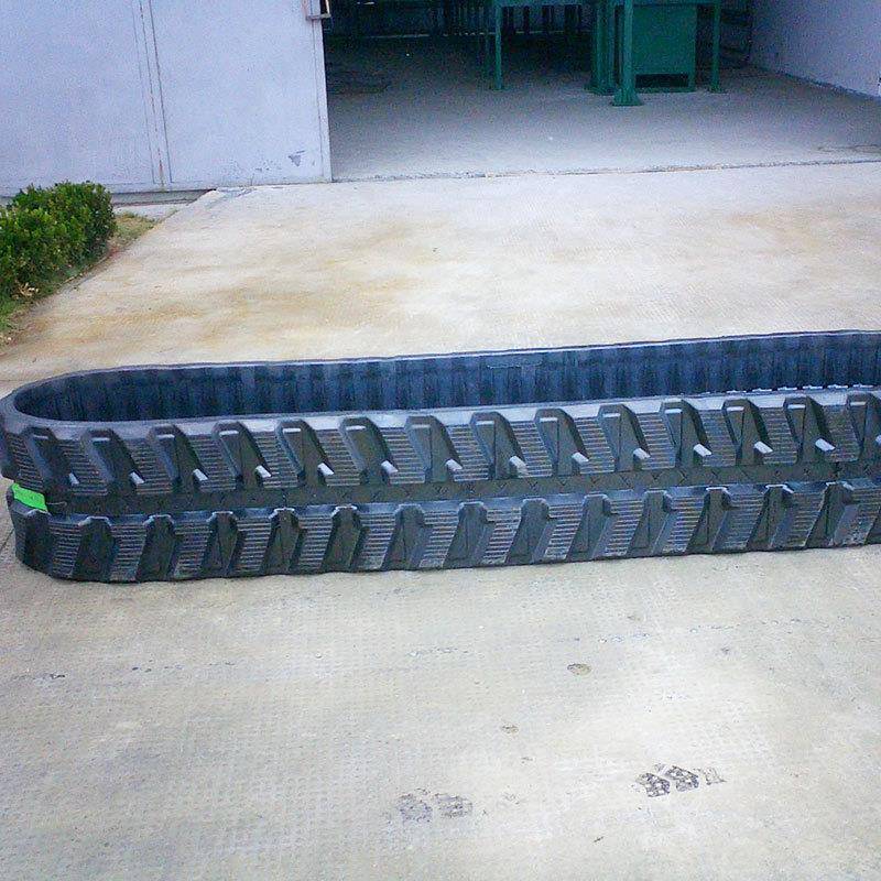 厂家出售玉米收割机橡胶履带水稻小麦收获机小型微型挖掘机履带
