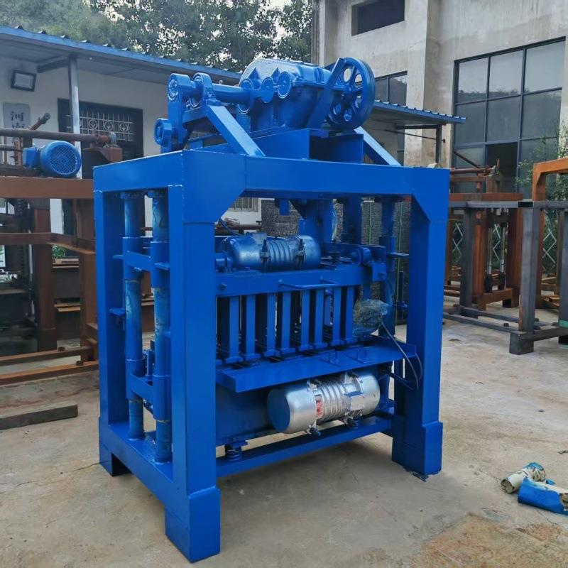 打标砖的水泥砖机设备建筑免烧砖机水泥隔热砖机设备质量可靠