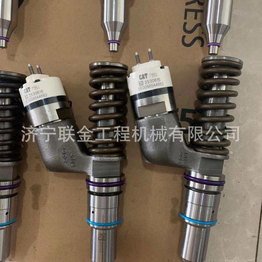 三一挖掘机全车配件 三一挖掘机SY225 245 365-8发动机喷油器