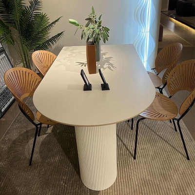 法式奶油风半岛台岩板餐桌现代简约椭圆形家用饭桌子2025网红新款