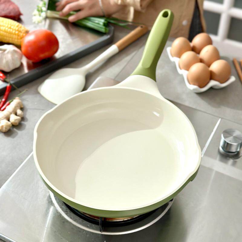 厂家批发 牛油果绿 家用陶瓷煎锅平底锅不沾锅24CM