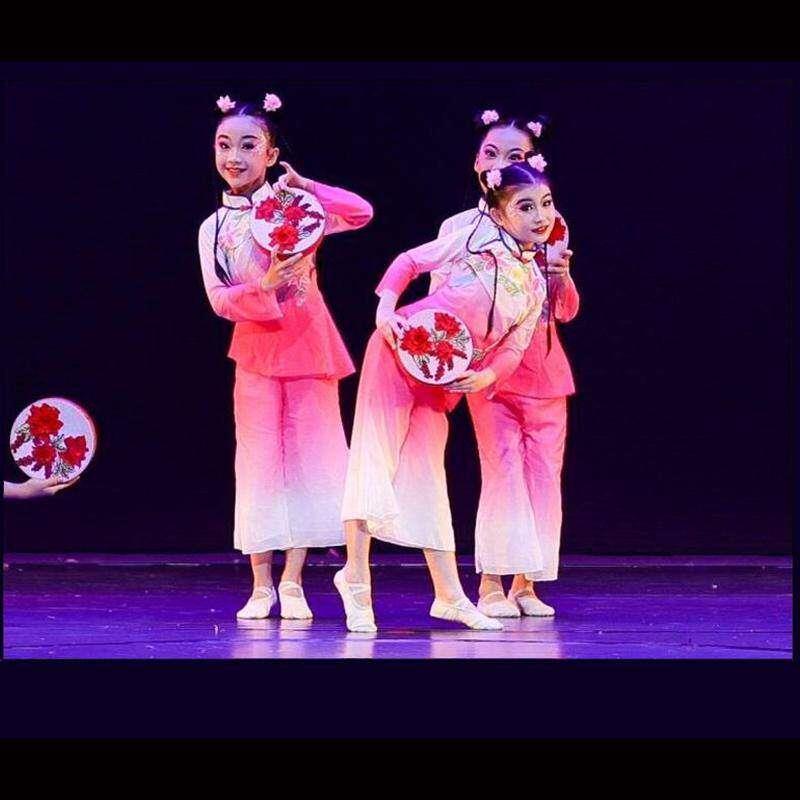 粤绣悦美舞蹈服唯舞独尊月愿绣影叠香舞蹈服绣花手鼓粤绣粤美女子图片