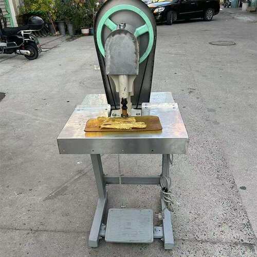 离合式手撕干巴锤打机锤肉干机电动锤弹簧锤烤肉敲打干巴设备