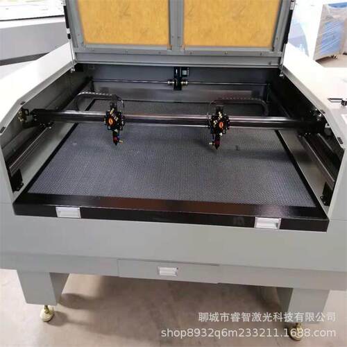 1310亚克力木质工艺品激光切割机1410单/双头激光雕刻切割机