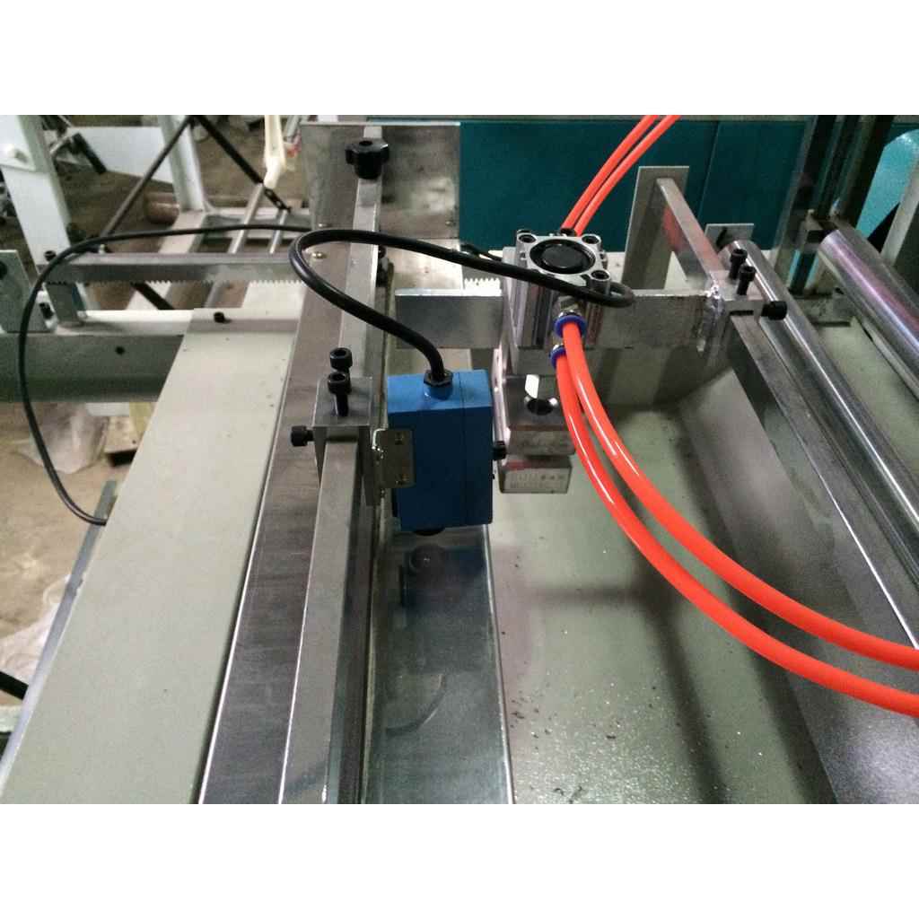 批量生产OPP袋子制袋机PE透明袋子生产机器制袋机