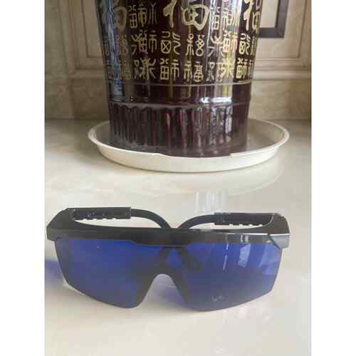560-690nm镭射红光防护镜 红外线护目镜 红激光护目镜 过滤红光