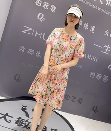 芮娜依莲6117夏季薄款棉布连衣裙，加大码女装胖妹妹中长款短袖花裙