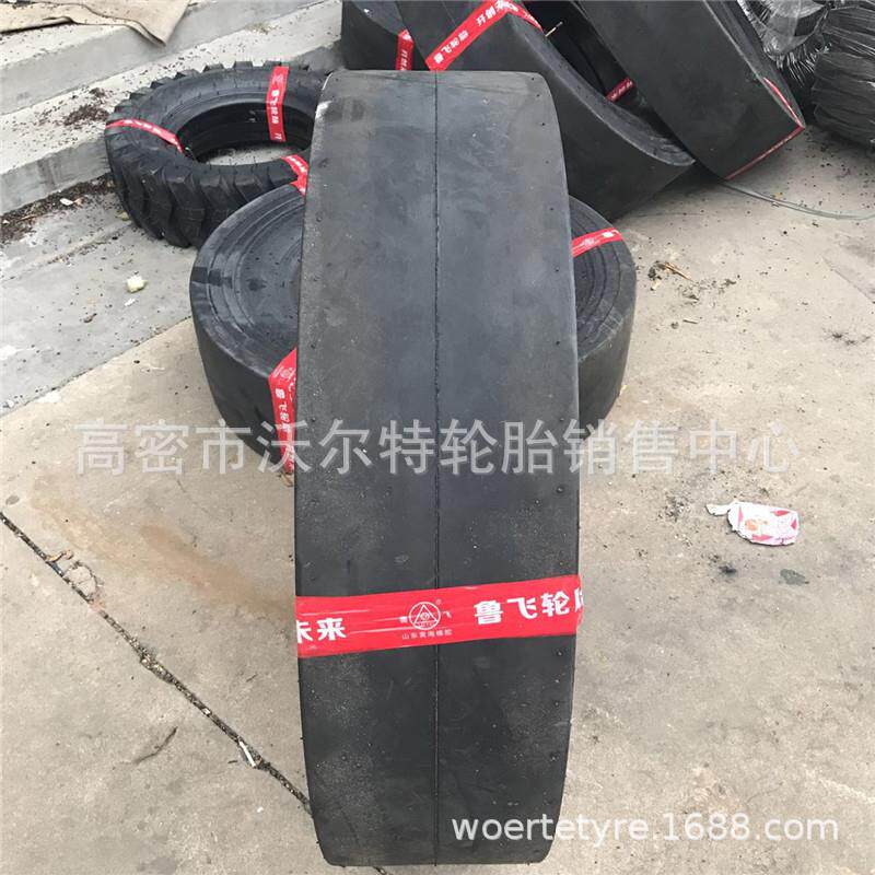 胶轮压路机轮胎900/ 11.00-20 C-1A工程机械轮胎13/80-20