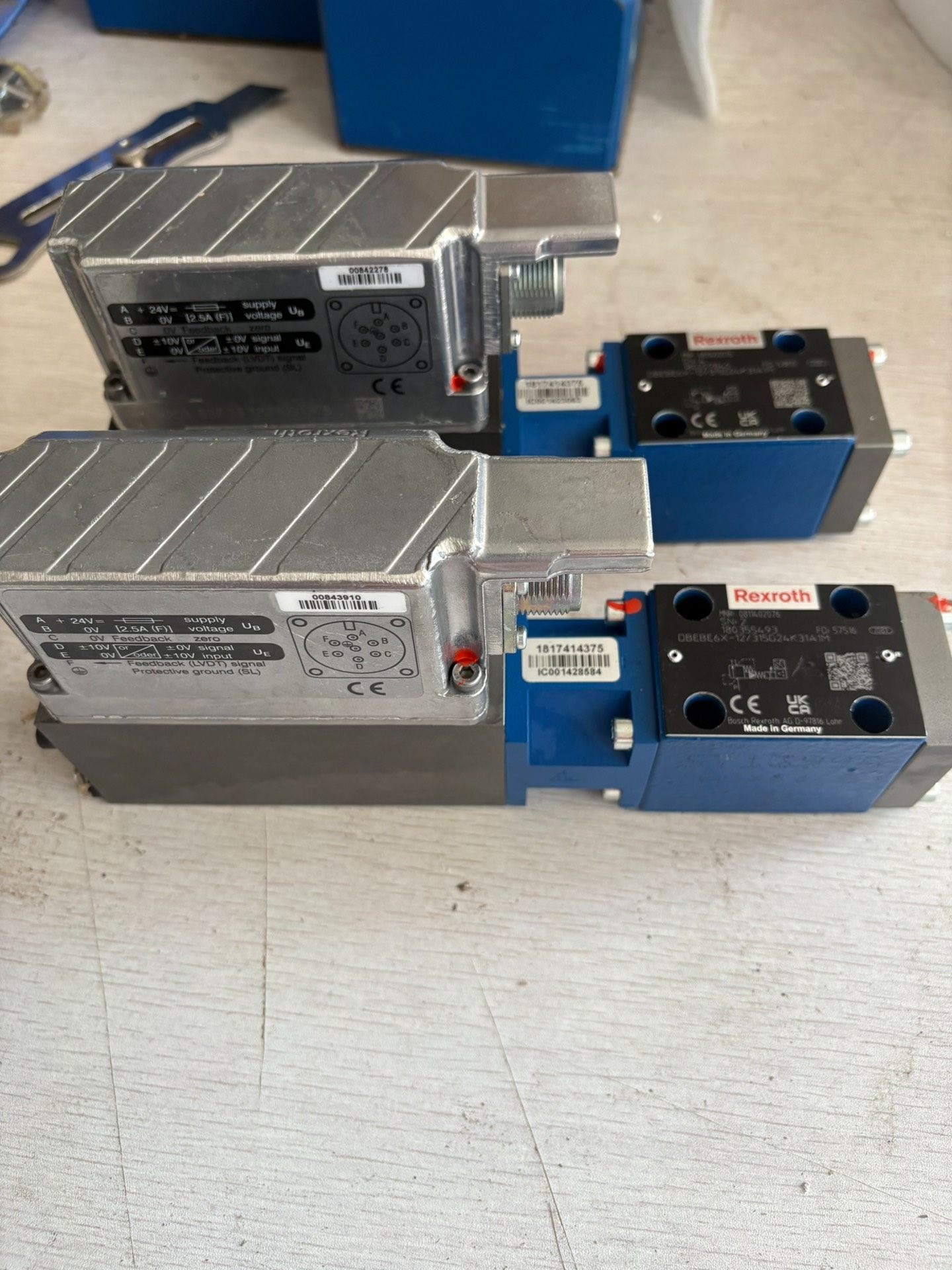 0811402076  DBEBE6X-12/315G24K