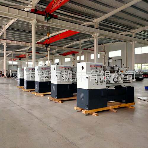 山东祥迈实体制造C6132*750家用小型车床可教学使用加防护C6132