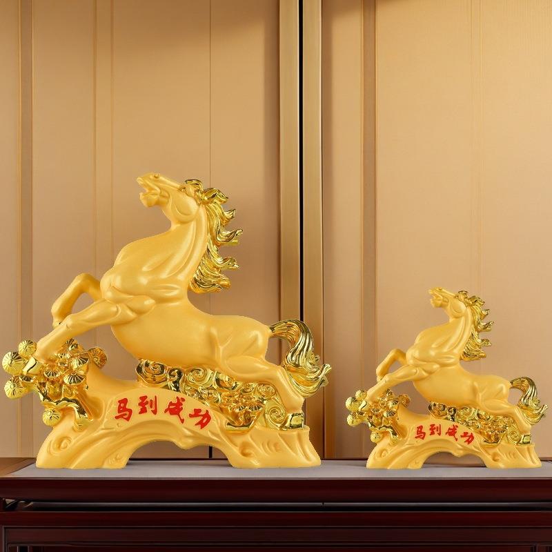 马到成功摆件家居客厅办公室招财风水装饰品树脂马工艺品厂家直销