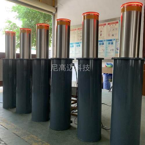 NGM全自动升降柱液压停车柱厦门景区带夜光闪灯智能伸缩地桩厂家