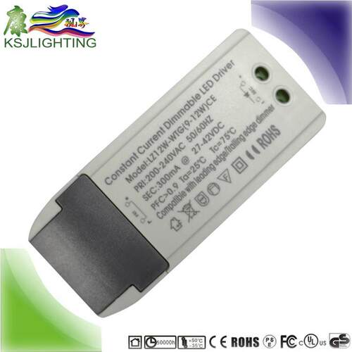 深圳厂家 保2年 终身维护 CE认证 PF0.93 30W天花灯筒灯调光电源