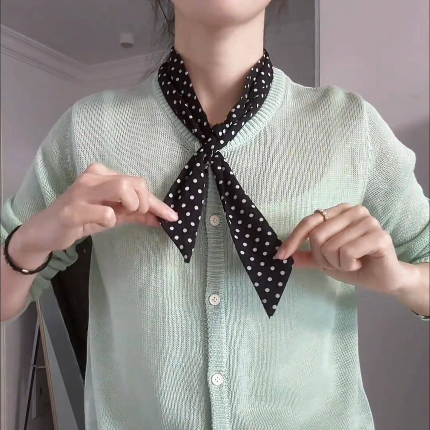 细窄高长条小飘带丝巾夏薄款黑色波点脖围巾搭配衬衫级系感小领巾