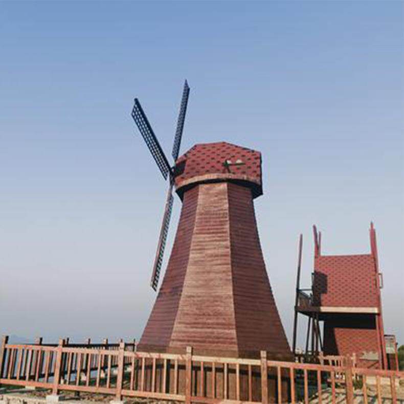 山东无穷大户外公园景区廊坊电动防腐木大型景观制作荷兰风车