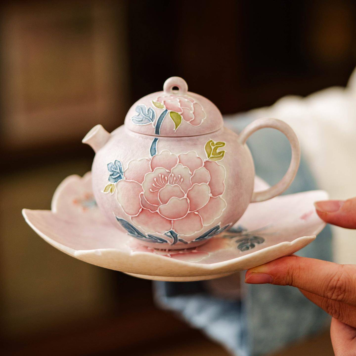 手绘牡丹蝶恋花茶壶泡茶家用陶瓷水壶茶水壶带过滤一人独饮小茶具