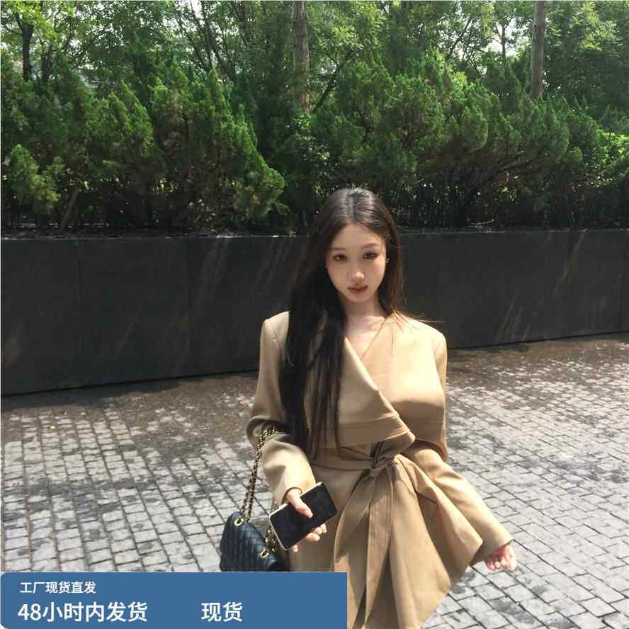 2024港味新款堆领风衣外套V时尚套装