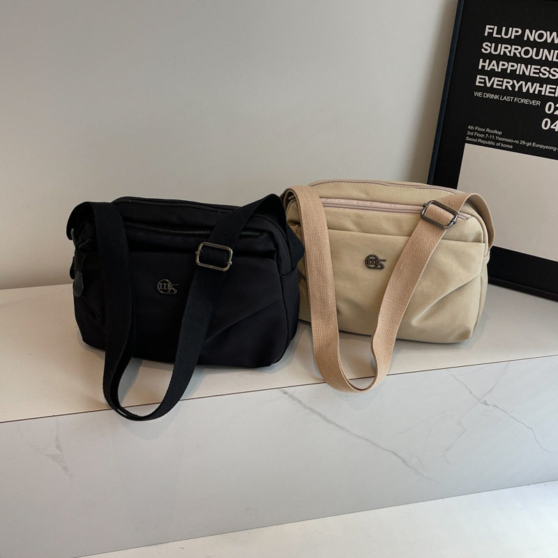 新款妈妈斜挎包轻便防水牛津布帆布女包中老年休闲运动尼龙背包,箱包皮具/热销女包/男包,小方包,淘宝优惠券,粉丝福利购,淘宝优惠卷