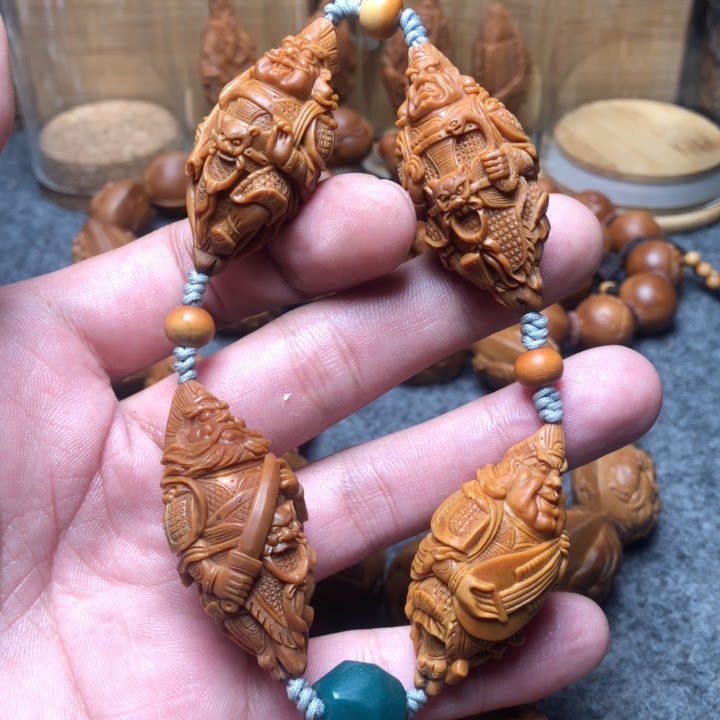 四大天王 苏工核雕