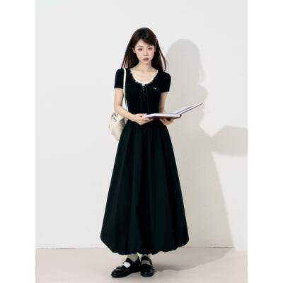 一颗小野莓拼接设计短袖洋装女2026年夏季新款收腰显瘦气质长裙