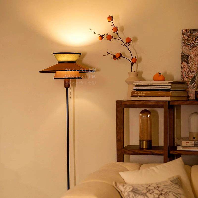 法式中古落地灯卧室床头客厅沙发旁氛围灯设计师高级感复古落地灯
