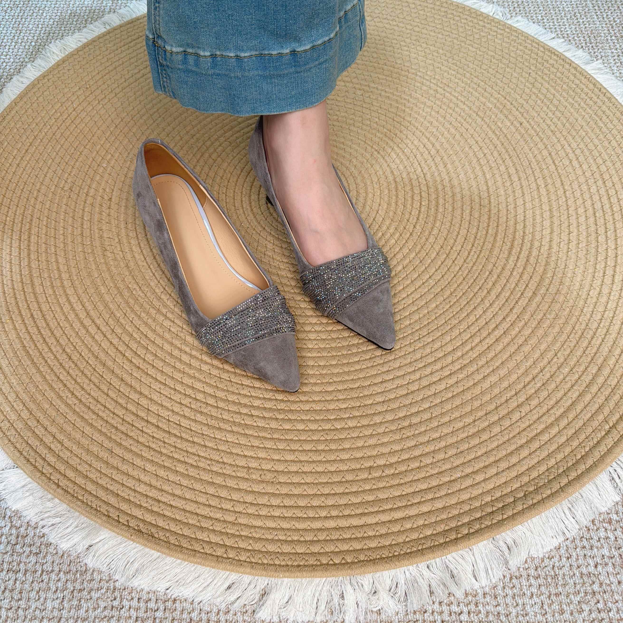 诗宝斐尔 细跟5cm法式优雅水钻高跟鞋女通勤气质羊皮尖头浅口单鞋