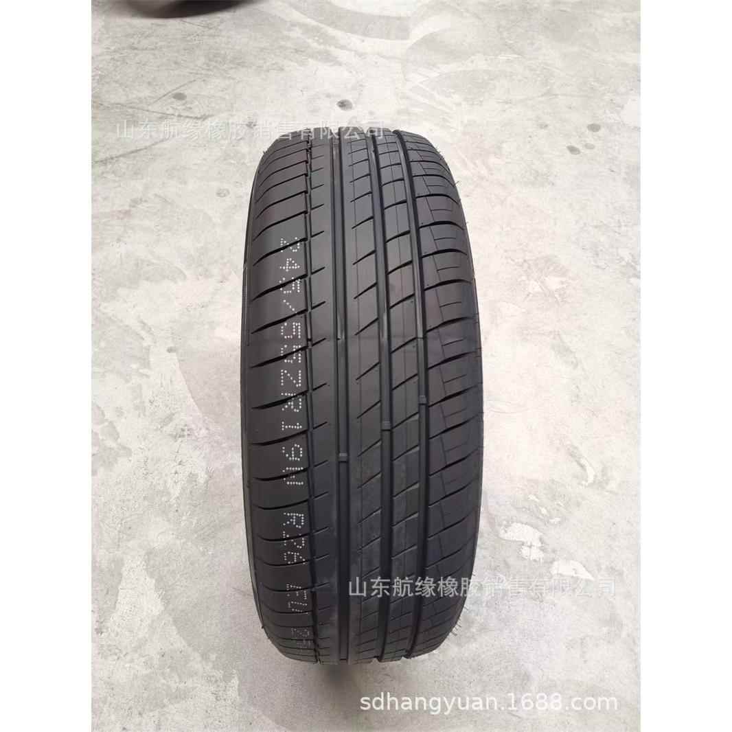 轿车轮胎 235/65R19 225/55R19 245/40R19 半钢子午线轮胎