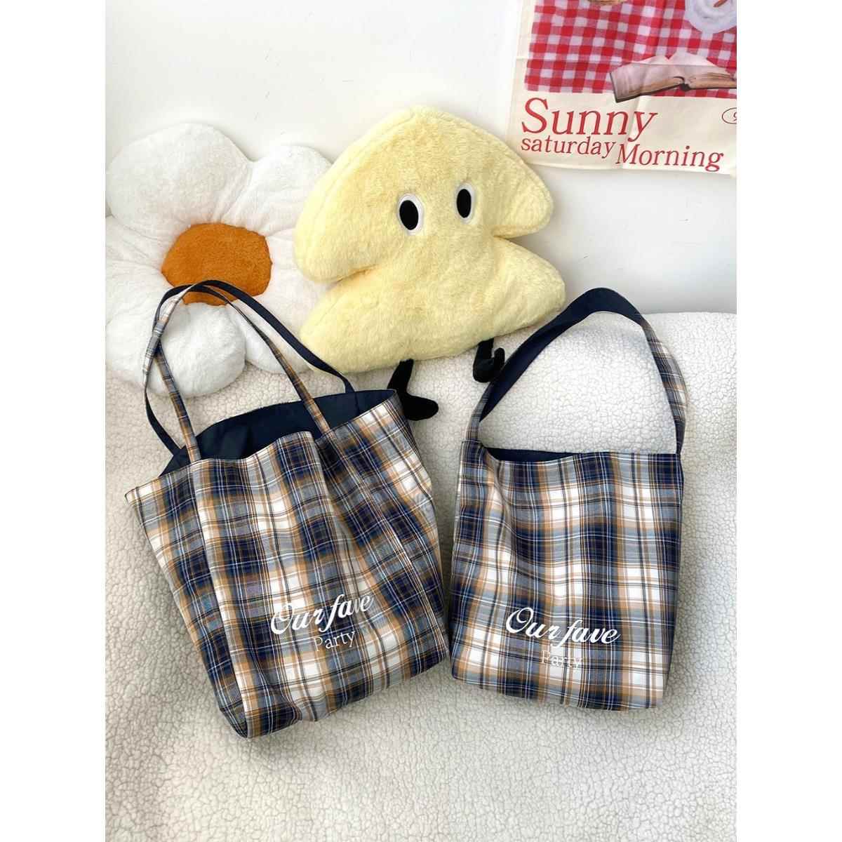 秋冬学院风格图案肩包大容量慵懒风格帆布包双面通勤包学生双肩包