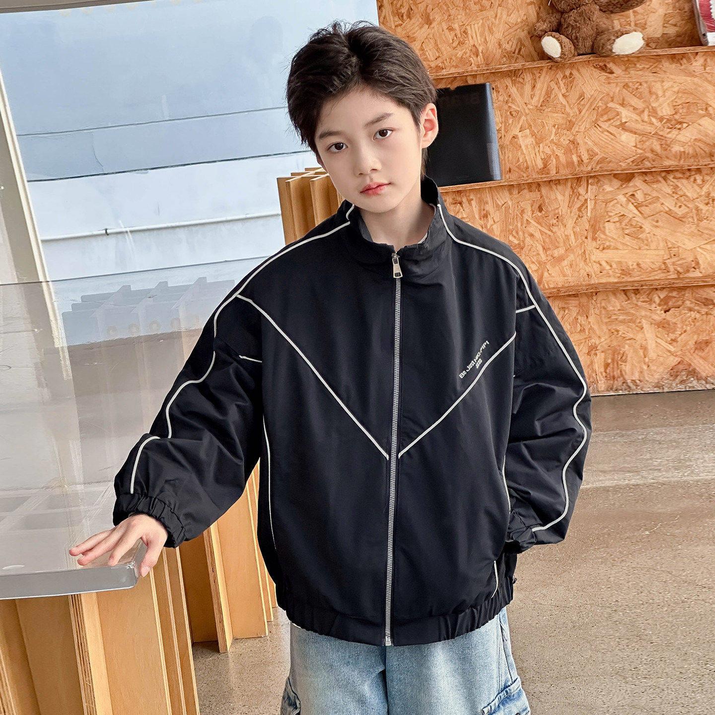香港BAKUXIA男童开衫外套2026春秋款中大童纯色痞帅男孩立领夹克