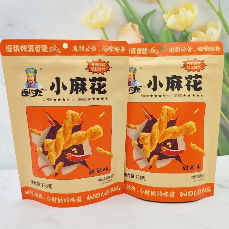 卧龙猫耳朵138g锅巴小麻花五香甜辣酱汁牛排味休闲食品网红零食