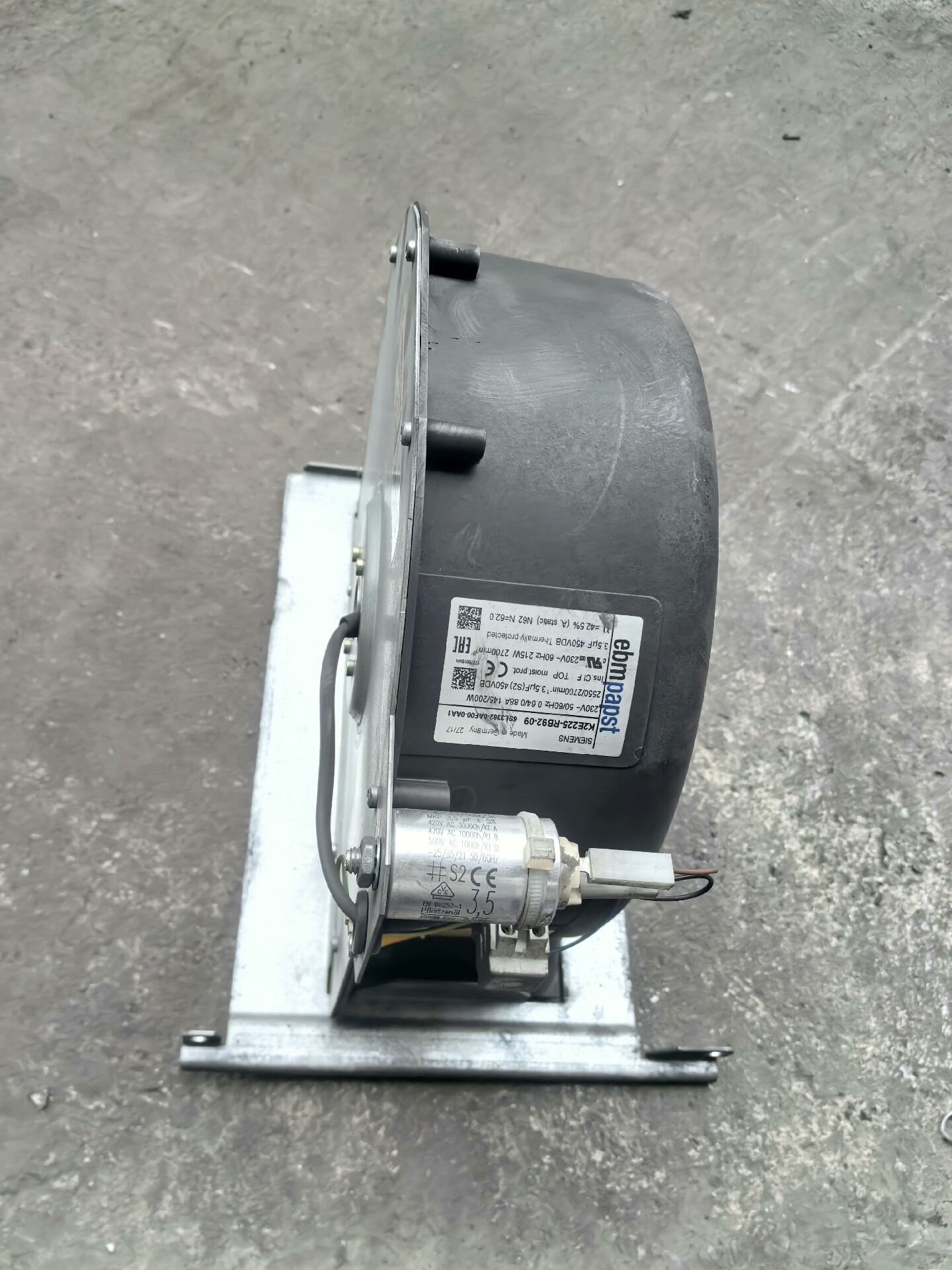 西门子整流风机K2E225-RB92-09，成色如图，功能包