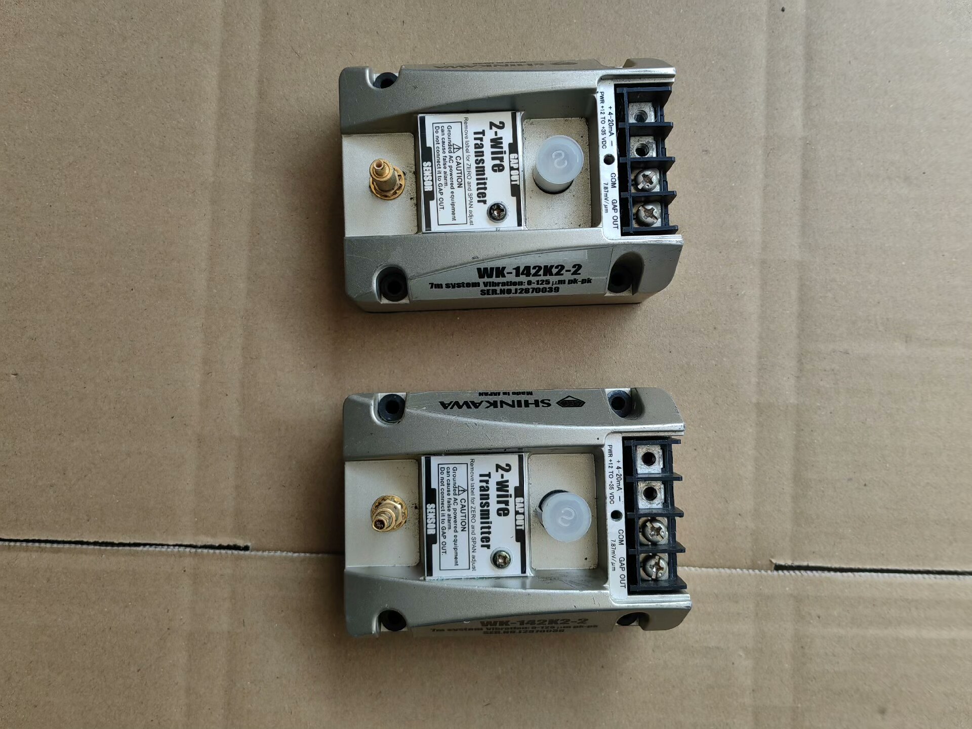 日本新川WK-142K2-2振动变送器 实图拍摄 功能包好