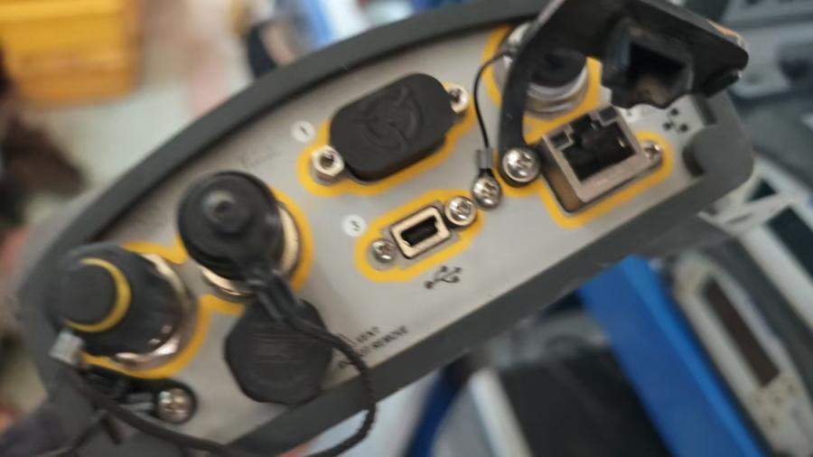 11月28日北京【京械5968】单位淘汰报废处置天宝r9接收机一批6台（以实物为准）网络拍卖公告