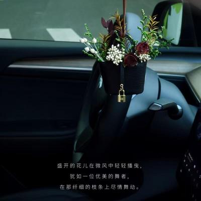 汽车挂件车载香薰后视镜车挂摆件香氛女生高级感小众网红车内饰品