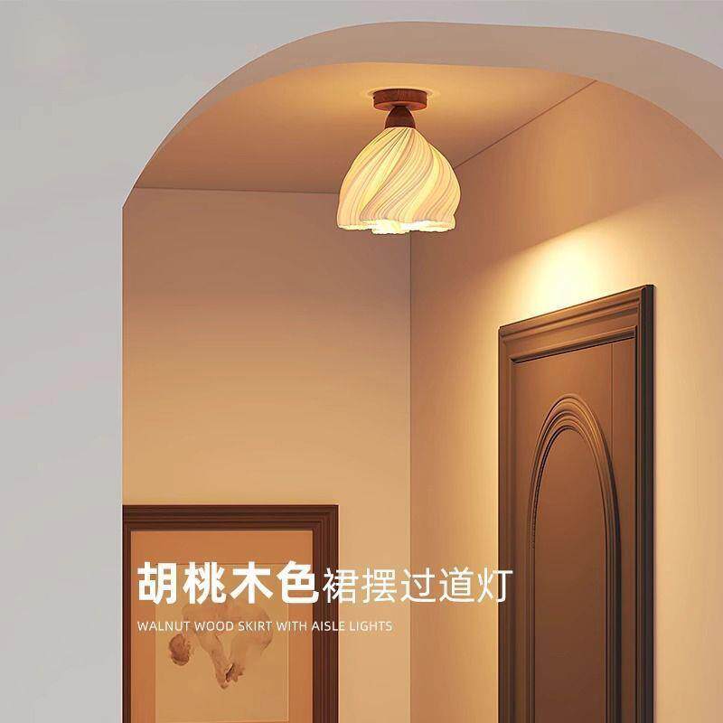 胡桃木法式奶油裙摆入户玄关走廊过道灯阳台吸顶灯中古浪漫灯