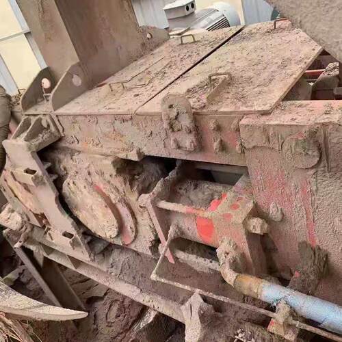 二手对辊式压辊磨机 传动压辊磨机 二手大宏立对辊制沙机