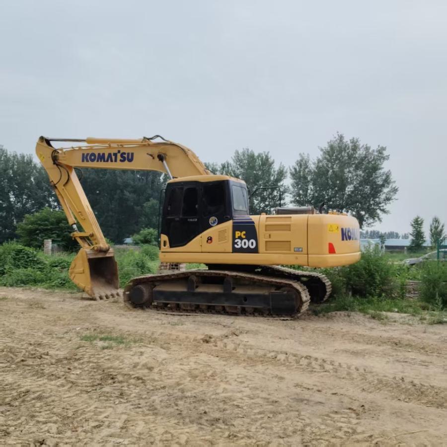 11月27日北京小松220挖掘机网络拍卖公告