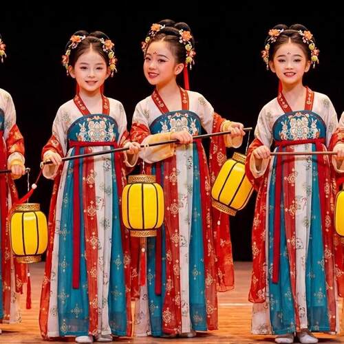 儿童长安三万里汉唐古典舞演出服春暖意浓扇语春风中国汉服舞蹈服