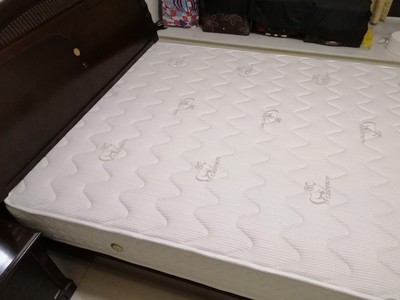 金海马乳胶床垫怎么样？用后两周我彻底爱上了，内幕真相