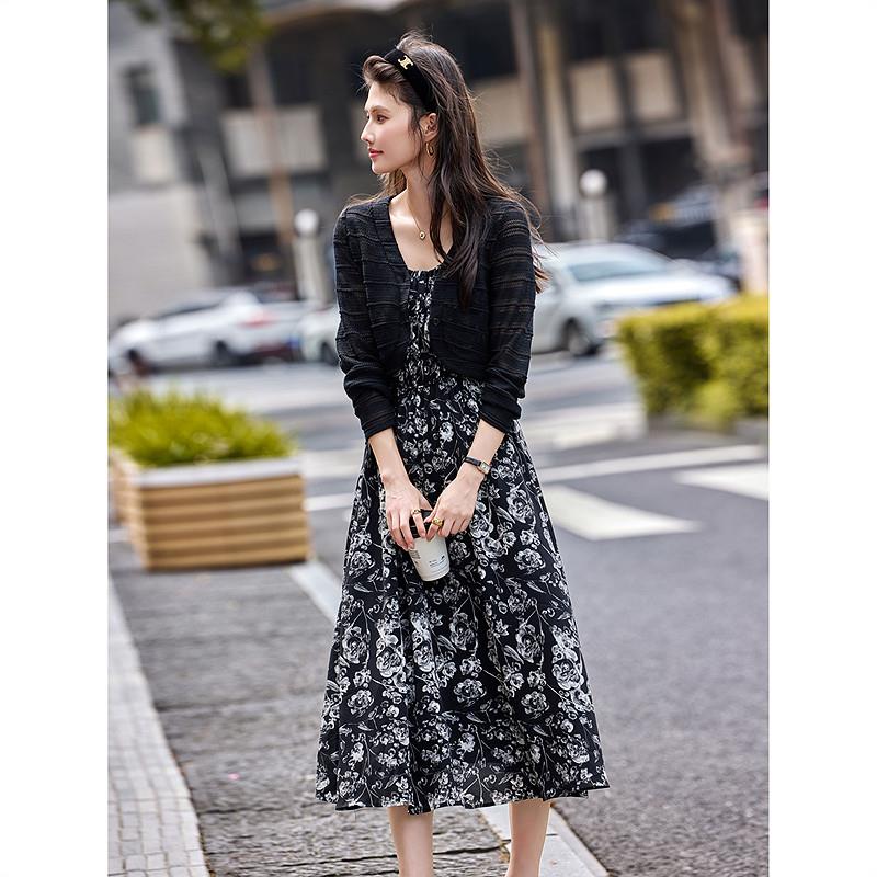 新品2026春季新款针织衫碎花吊带裙套装女