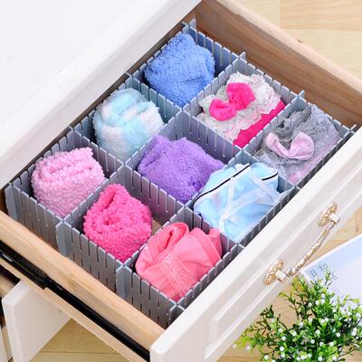 Freely combinable drawer dividers for classification, plasti