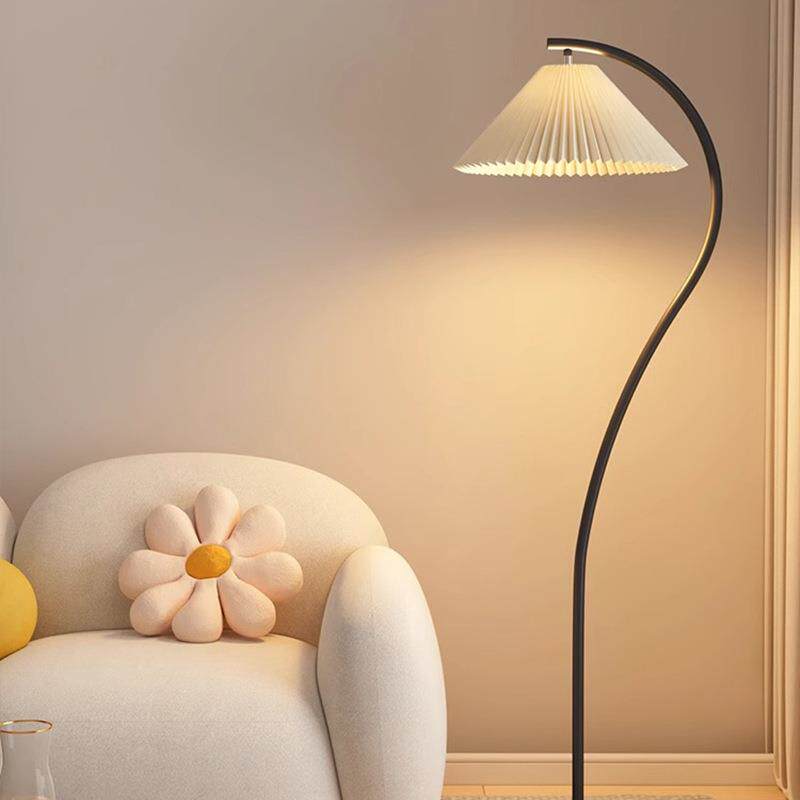 落地灯法式复古奶油客厅卧室床头立式台灯日式百褶网红创意氛围灯