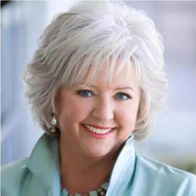 Wig for middle-aged and elderly women, short and slightly