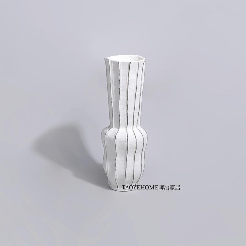 简约现代异形陶瓷花瓶家居样板间北欧花器售楼处家具饰品软装摆件