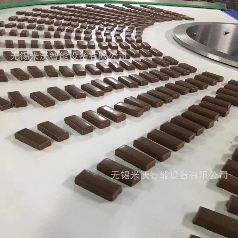 巧克力 糖果 饼干缓存堆积流水皮带输送线 小棍皮带刀口对接设计