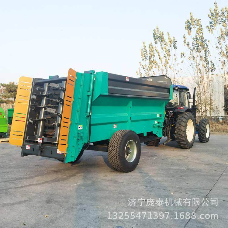 牵引式农家肥撒肥车 双竖蛟龙式粪便撒粪机 四轮车载8立方抛粪车